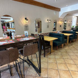 Le Commerce À l'intérieur