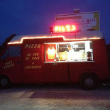 Camion A Pizza Chez Choa Esterno