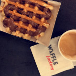 Waffle Factory Comida