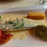 Aux Ajoncs D Or Nourriture