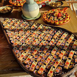 Au Bord de la Source Comida