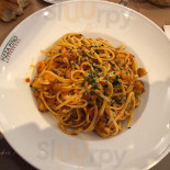 Pino Elysees Nourriture