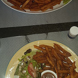 Taverne De Belleville food