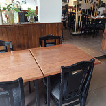 Oketa À l'intérieur