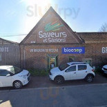 Des Merveilles Dans La Théière Exterior