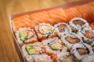 Cosmo sushi food