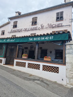 L'auberge De L'aire Saint Michel food