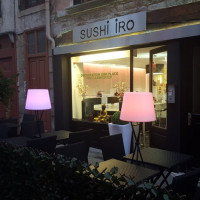 Sushi-Iro inside