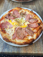 La Pizza Doree food