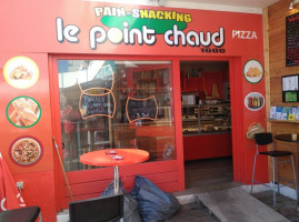 Le Point Chaud 1600 inside
