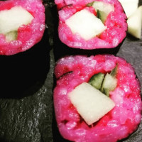 Sushi Boutik Solferino food