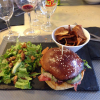 La Brebis Au Comptoir food