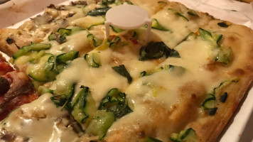 Pizza di loretta food