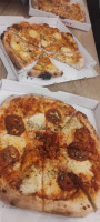 Presto Pizza food