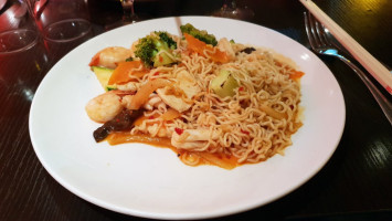 Royal Wok food