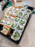 Sushi Bon food