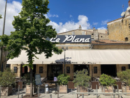 Restaurant Le Plana outside