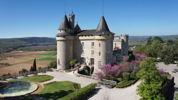Château de Mercuès outside