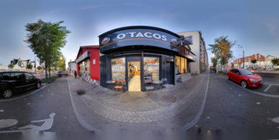 O’tacos outside