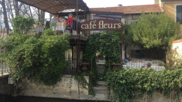 Cafe Fleurs, A U Jardin D'aubanel food