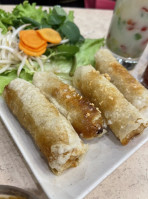 Dong Huong food