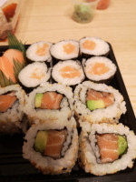 Sushi Dragon food