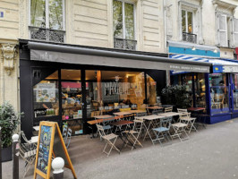 Café Marlette inside