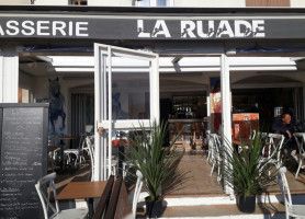 Cafe La Ruade inside