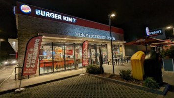 Burger King outside