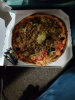 Univers Pizza food