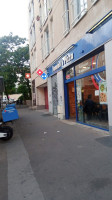 Domino's Pizza Montreuil food