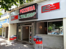 Pizzeria L'Italienne inside