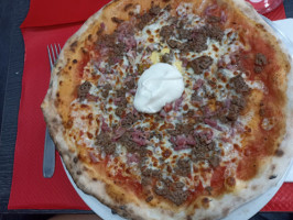 Pizza Sicilia food
