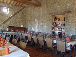 Restaurant Abbaye de Valmagne inside