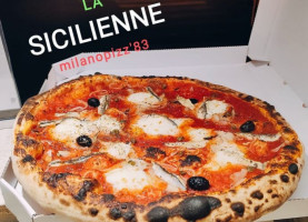 Milano Pizz'83 food