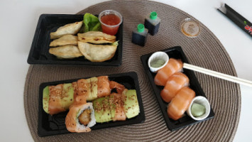 Sushi Sun food