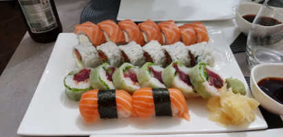 Suki Sushi Martigues food