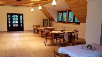 Restaurace Myslivna U Hřiště À l'intérieur