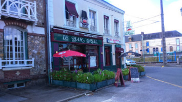 Bar Brasserie Le Grill outside
