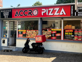 Accro Pizza food