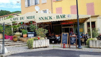 Cafe du Midi inside