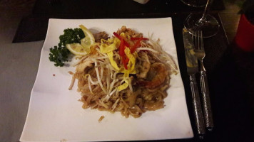 Escale Thai food