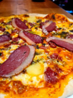 La Tour De Pizz’ Pizzeria Pizzas à Emporter food