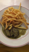 Le Relais de l'Entrecote inside