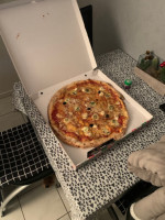 Pizza Della Casa food