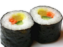Le Maître Sushi food