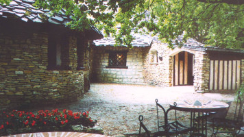 Le Village Gaulois Restaurant inside