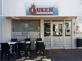 Queen Burger inside
