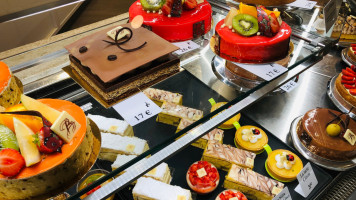 Patisserie Saint Jacques food