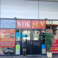 Wok Sun food